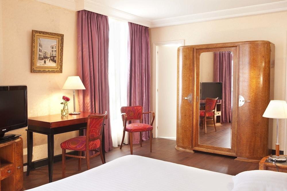 Le Continental Hotel