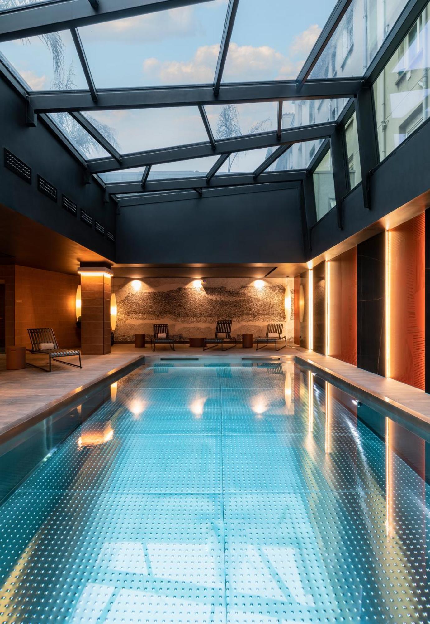Le Continental Hotel 4*